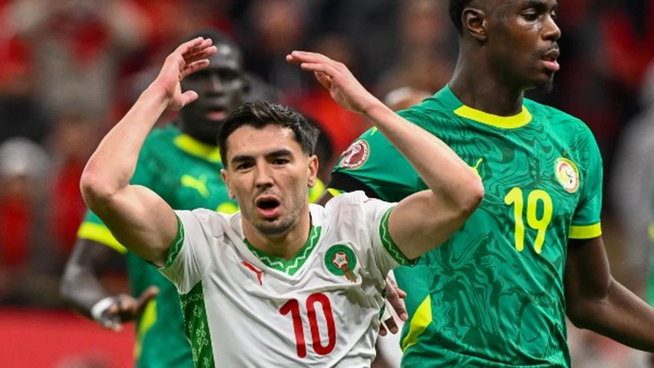 لحظة ضائعة.. إبراهيم دياز يهدر ركلة جزاء حاسمة للمغرب أمام السنغال في النهائي